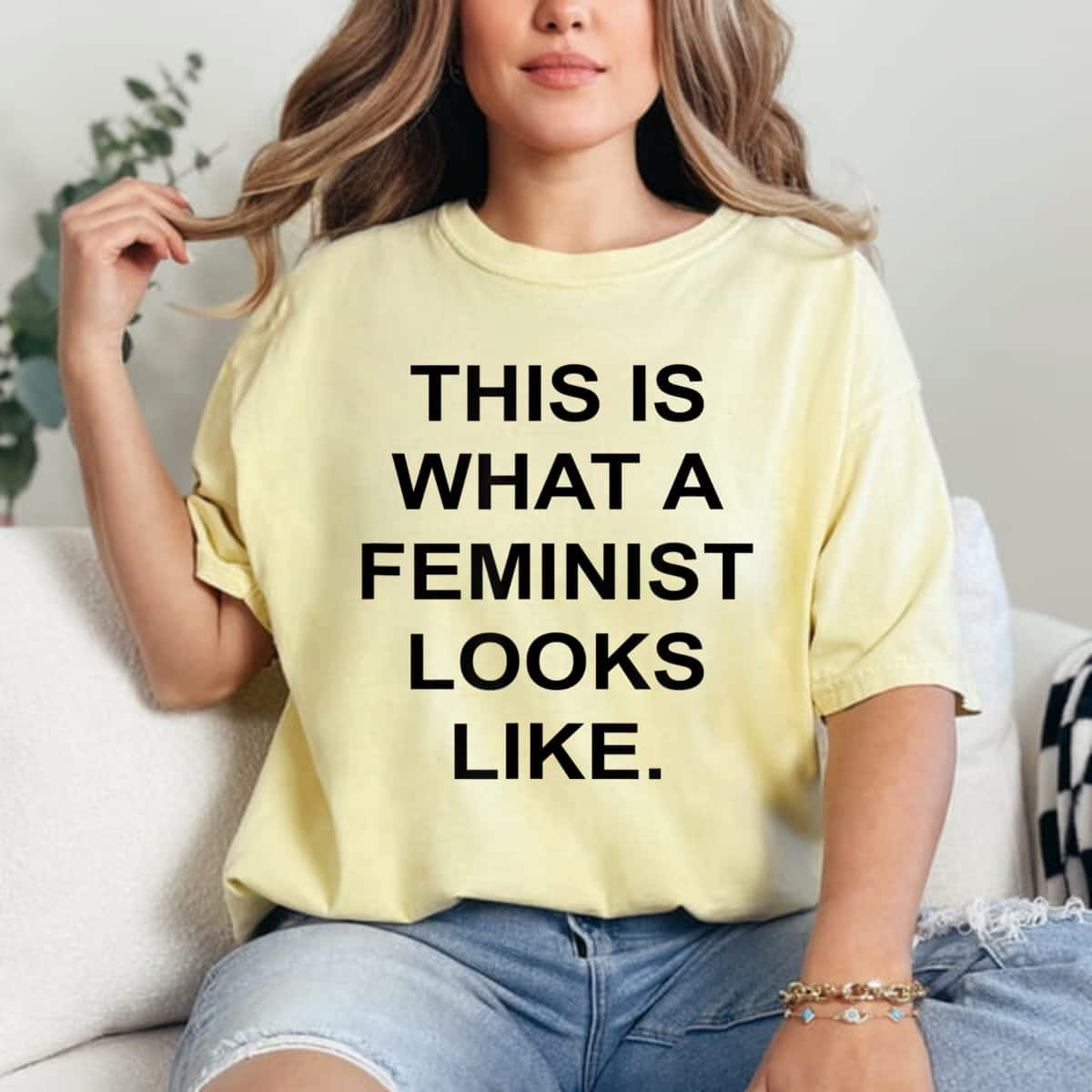 Strong Women This Is What A Feminist Looks Like T-Shirt