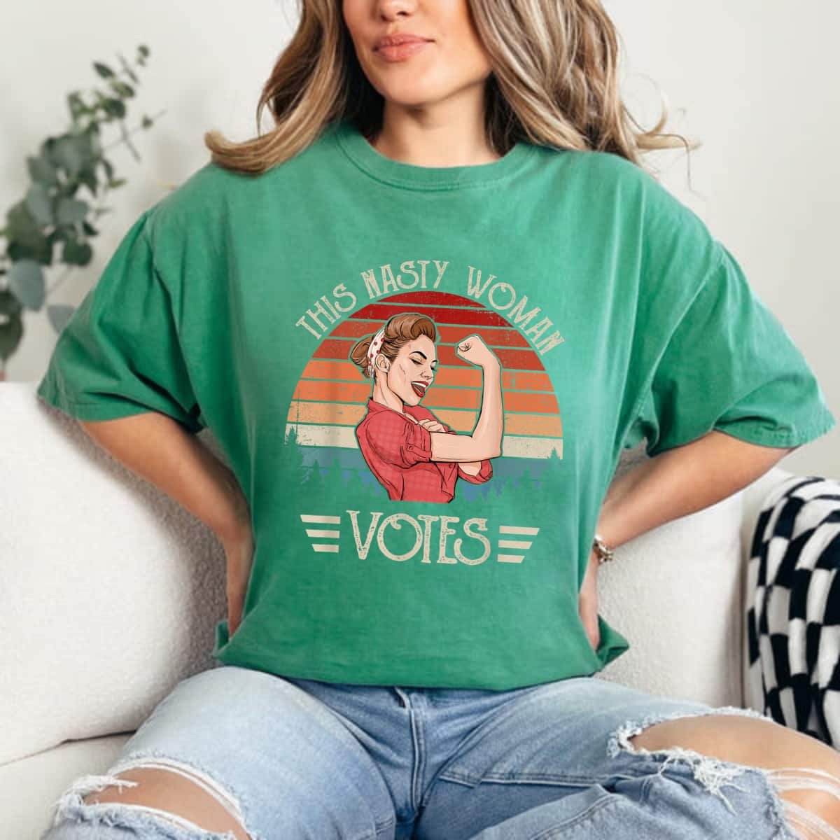 Strong Women This Nasty Woman Roise The Riveter T-Shirt