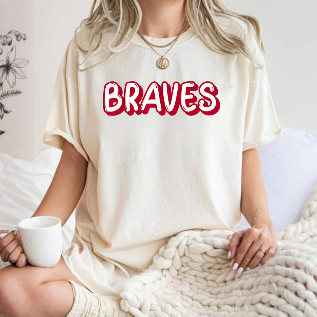 Strong Women Vintage Braves T-Shirt