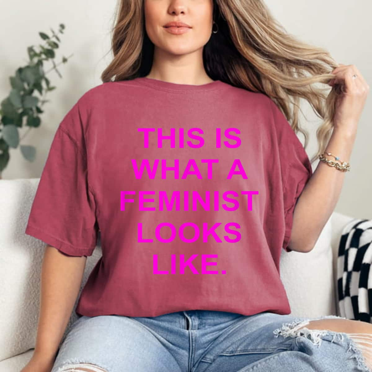 Strong Women OFFICIAL This Is What A Feminist Looks Like T-Shirt