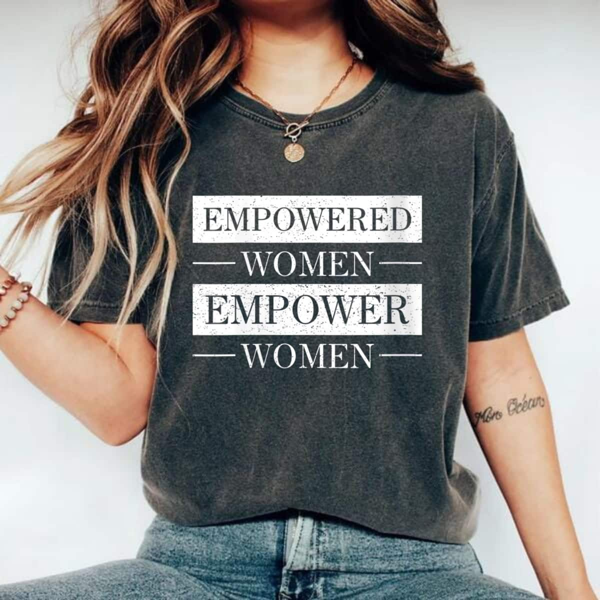 Strong Women Empowered Empower Women Distressed T-Shirt