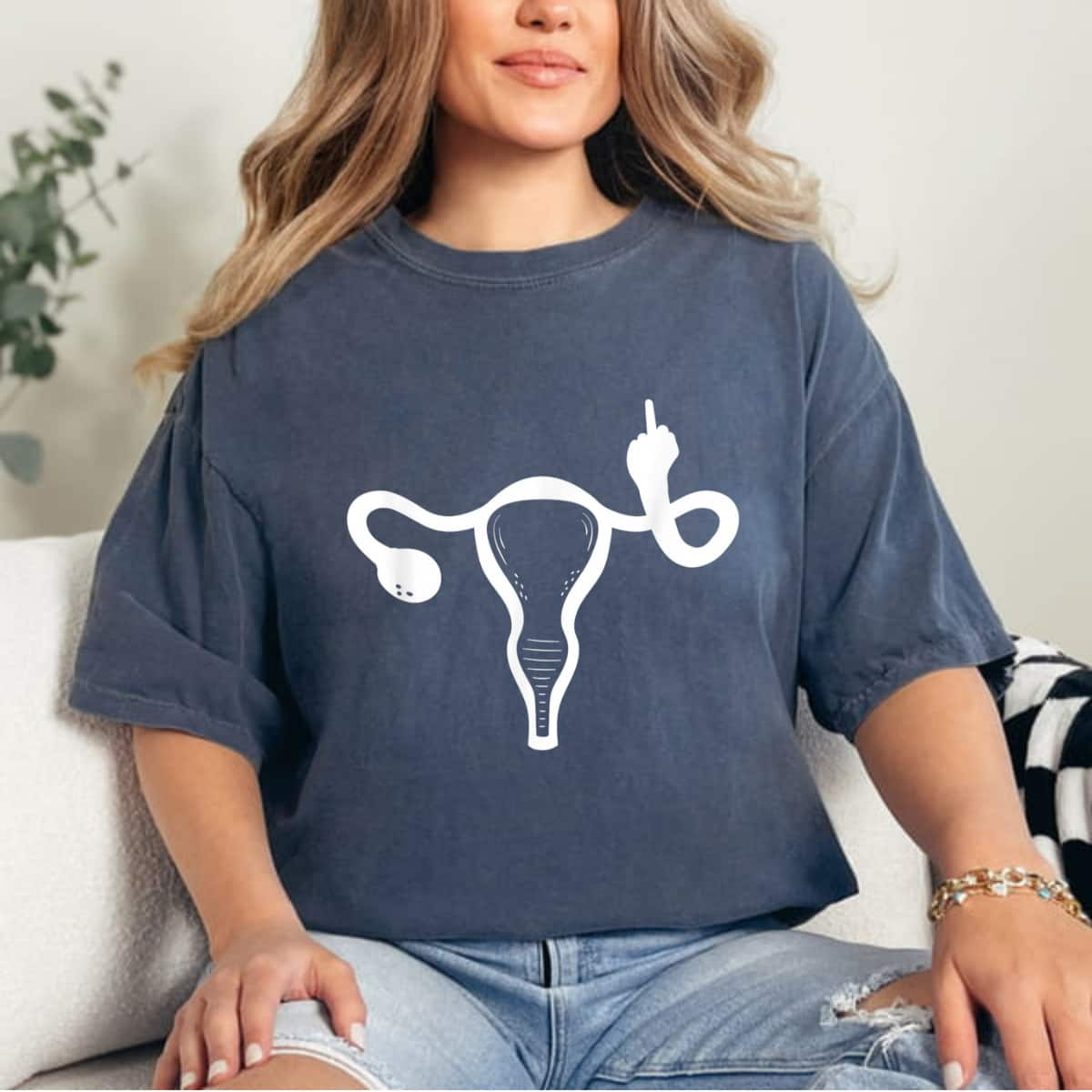 Strong Women Pro Choice Uterus My Body My Choice Feminist Rights T-Shirt