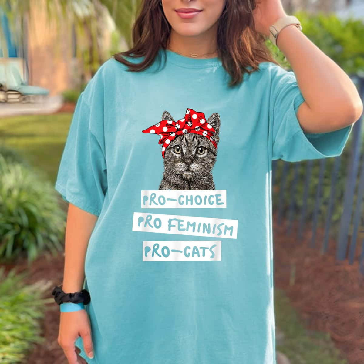 Strong Women Pro-Choice Pro-Feminism Pro-Cats T-Shirt