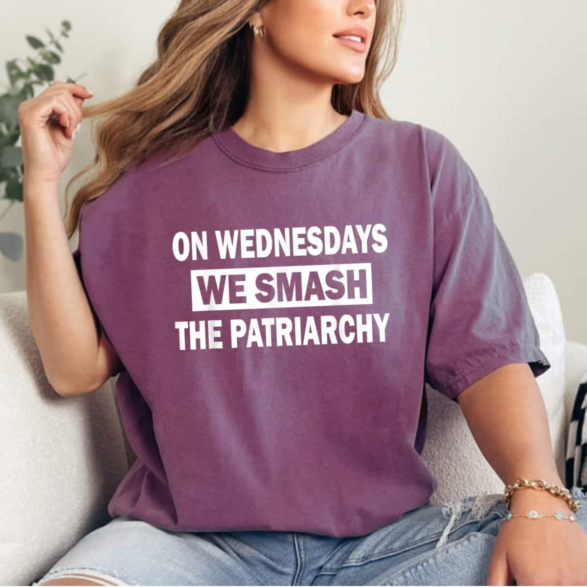 Strong Women Feminist On Wednesdays We Smash The Patriarchy Empowerment T-Shirt