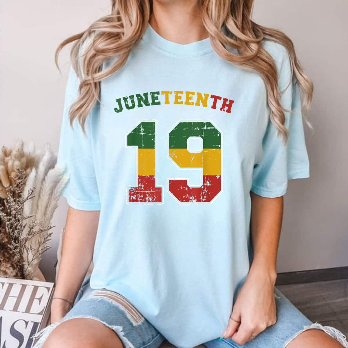 Strong Women Juneteenth 19 For African Independence And Freedom 1865 T-Shirt