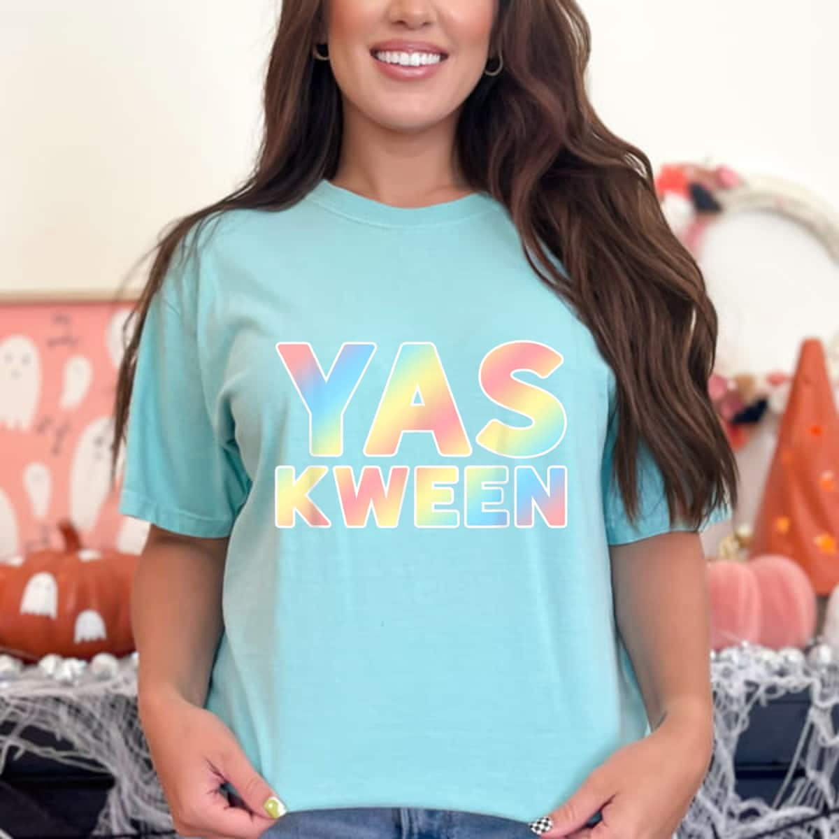 Girl Power Feminist YAS QUEEN Yes Kween LGBTQ Rainbow Drag T-Shirt