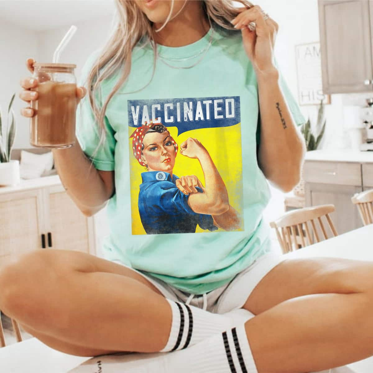 Womens Pro Vaccine, I Got Vaccinated, Want A Hug Rosie The Riveter T-Shirt