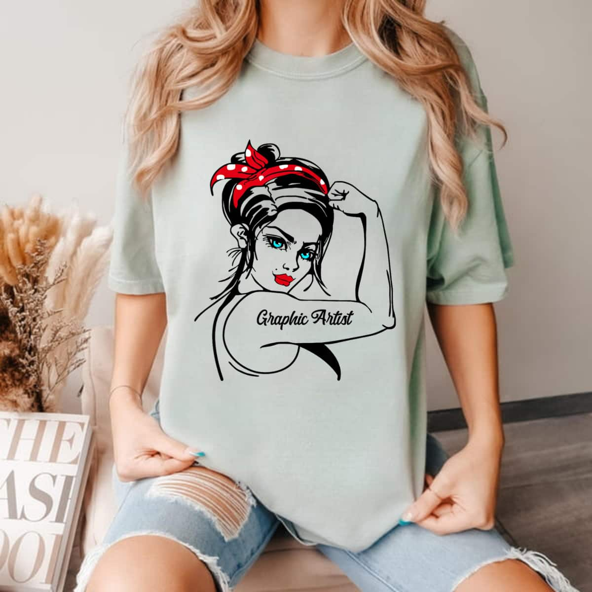 Female Graphic Artist Rosie The Riveter Pin Up Girl T-Shirt