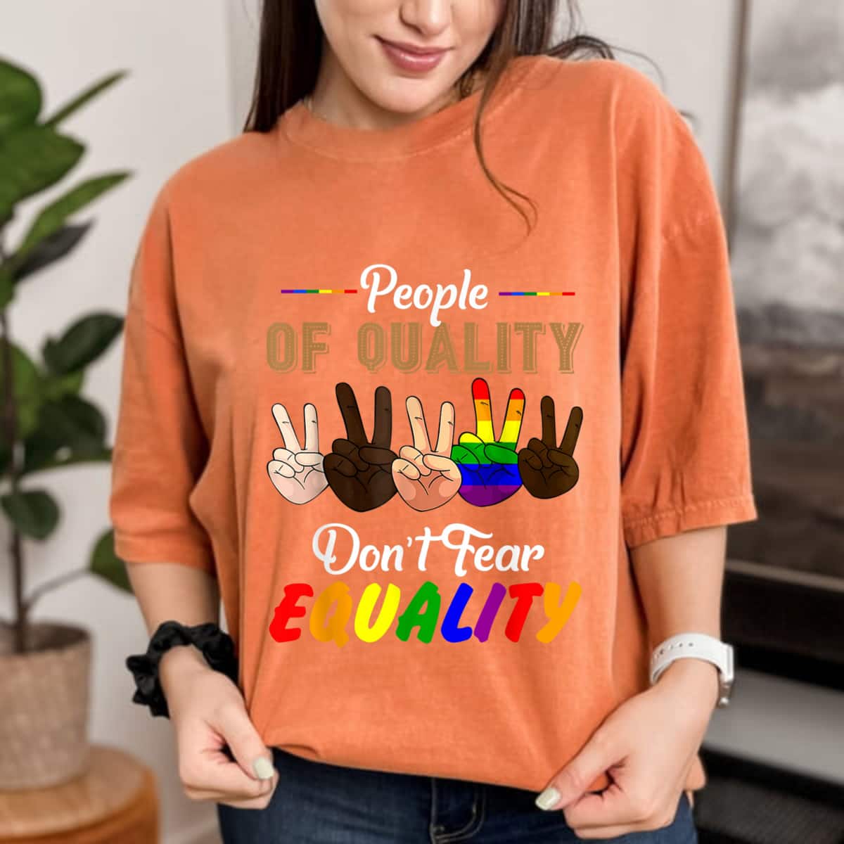 LGBT Pride People Of Quality Do Not Fear Equality Novelty T-Shirt