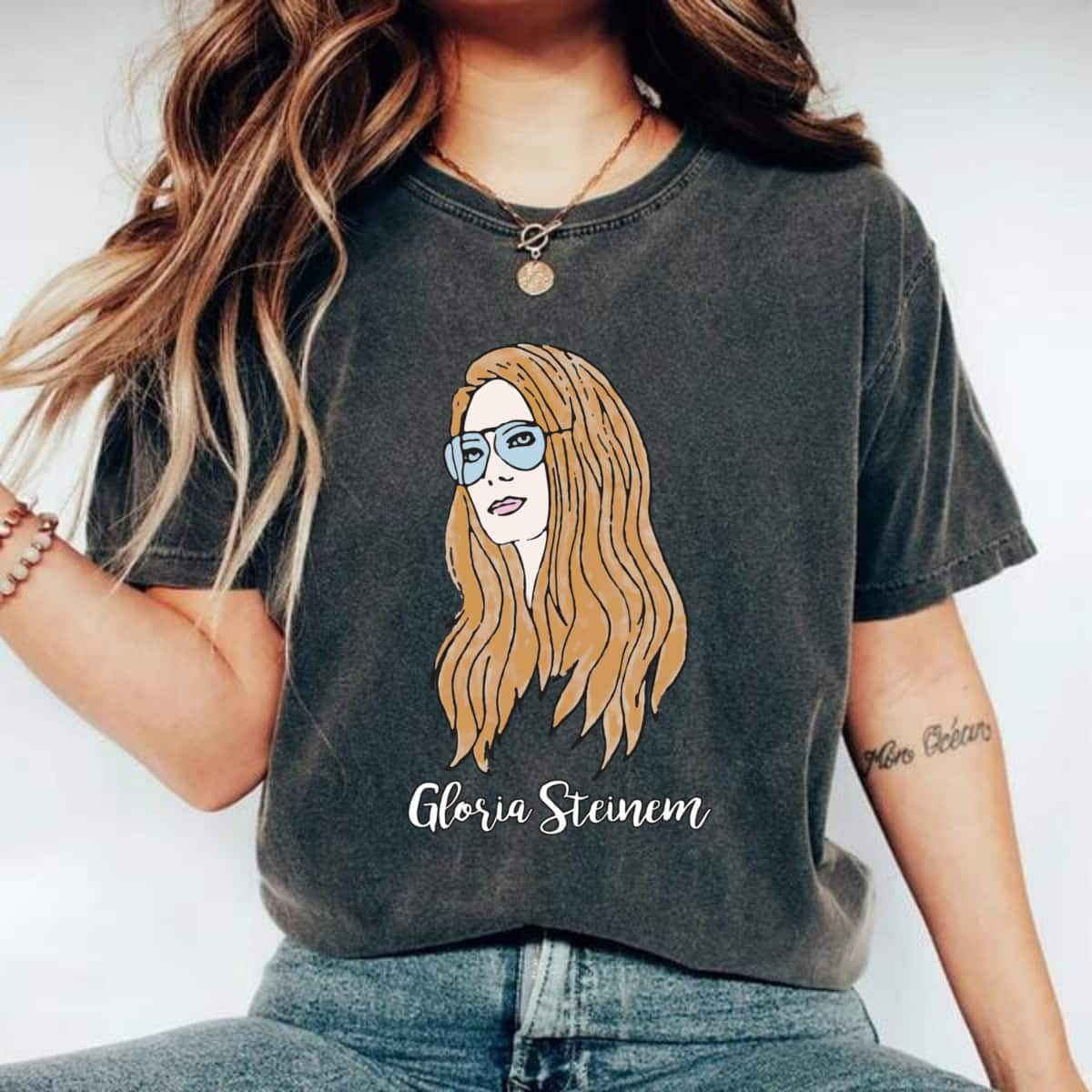 Feminist Icon Vintage Watercolor Art T-Shirt