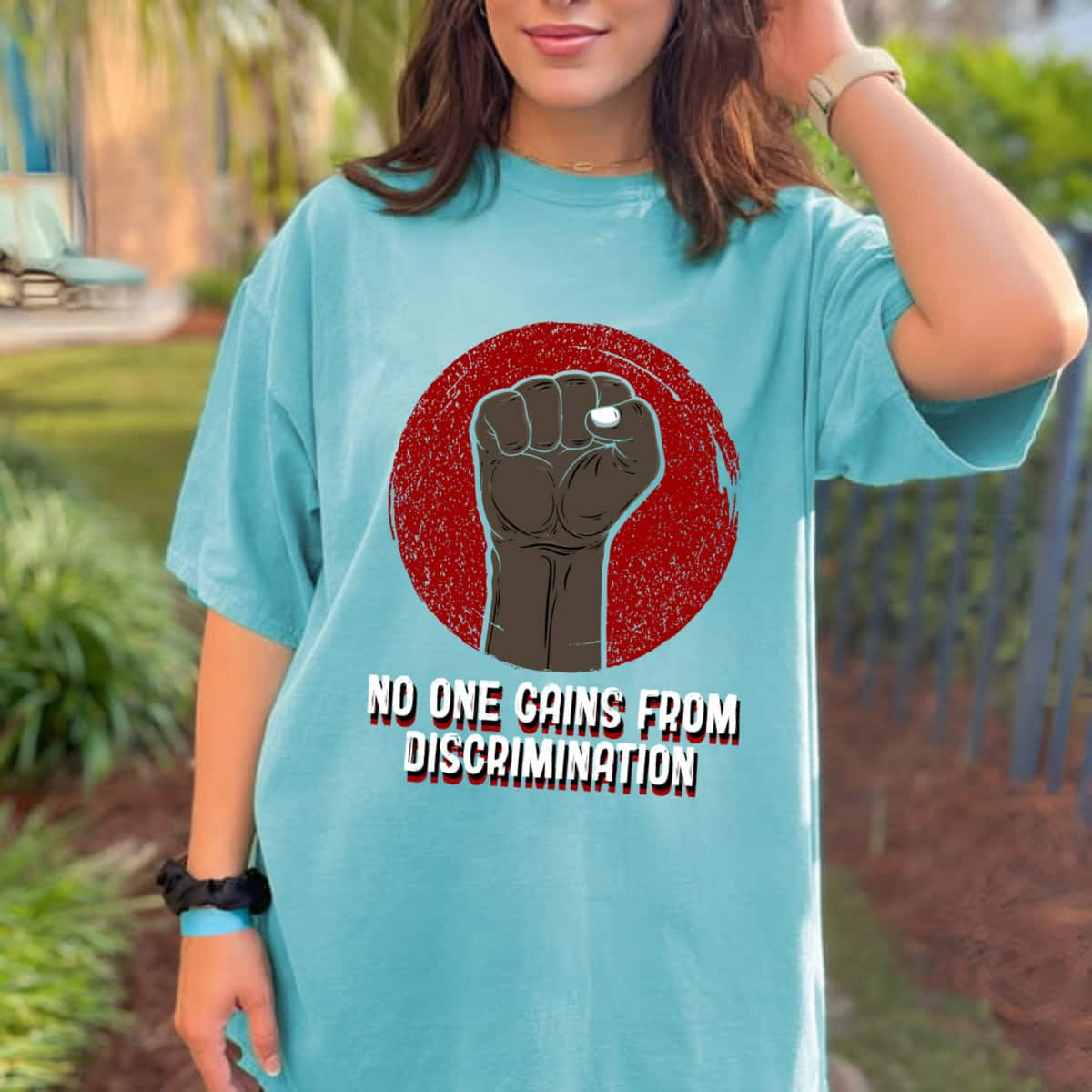 No One Gains From Discrimination Anti Racist Gender Equality T-Shirt