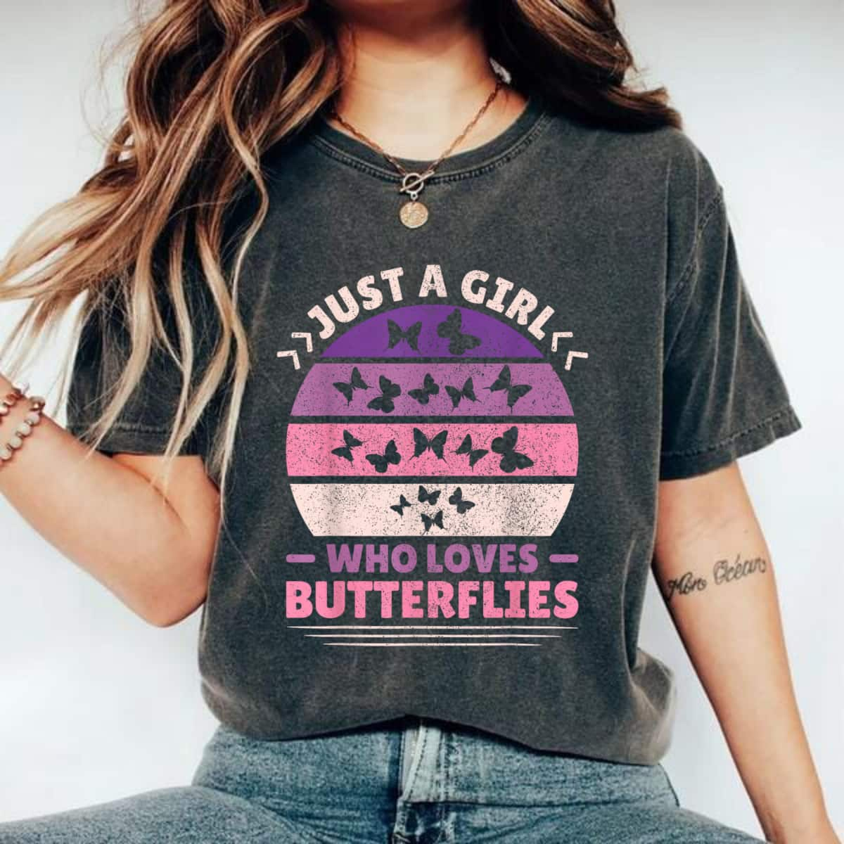 Just A Girl Who Loves Butterflies Women Cute Butterfly Lover T-Shirt