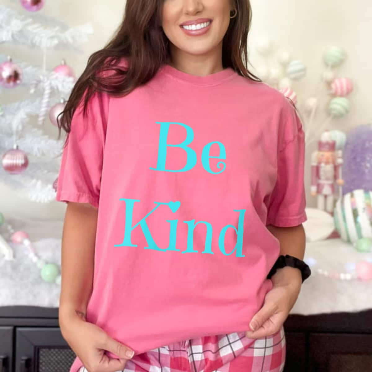 Be Kind Simple Logo T-Shirt