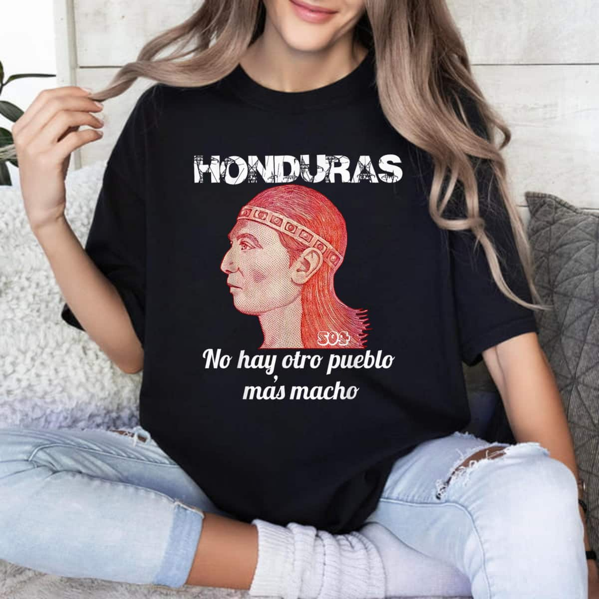 Honduras No Hay Otro Pueblo Mas Macho Be Brave T-Shirt