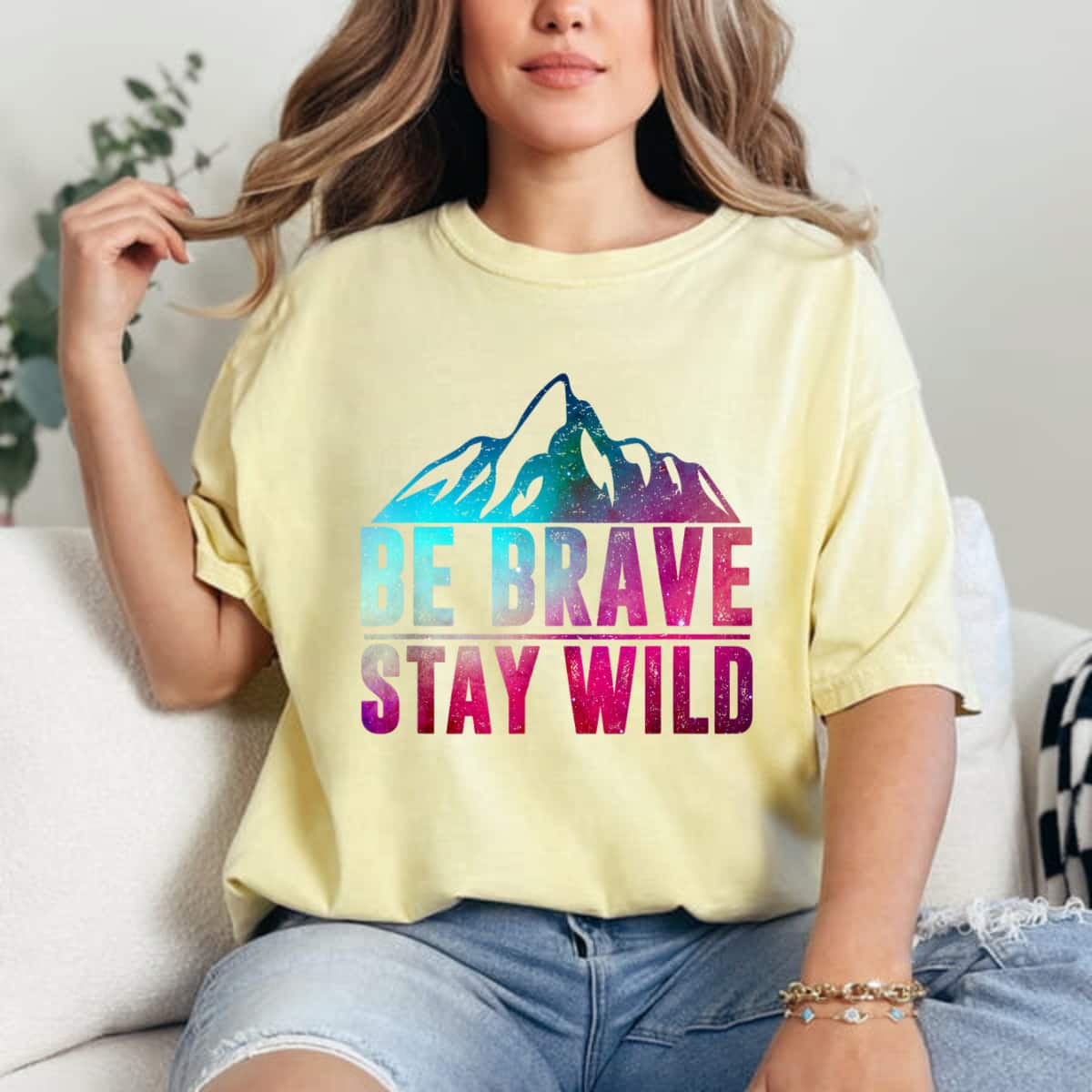 Art Colorful Be Brave Stay Wild T-Shirt