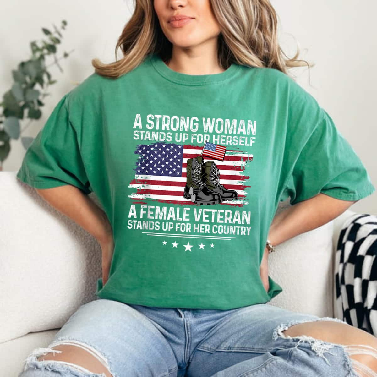 A Strong Woman Stands Up For Herself Cool Style T-Shirt