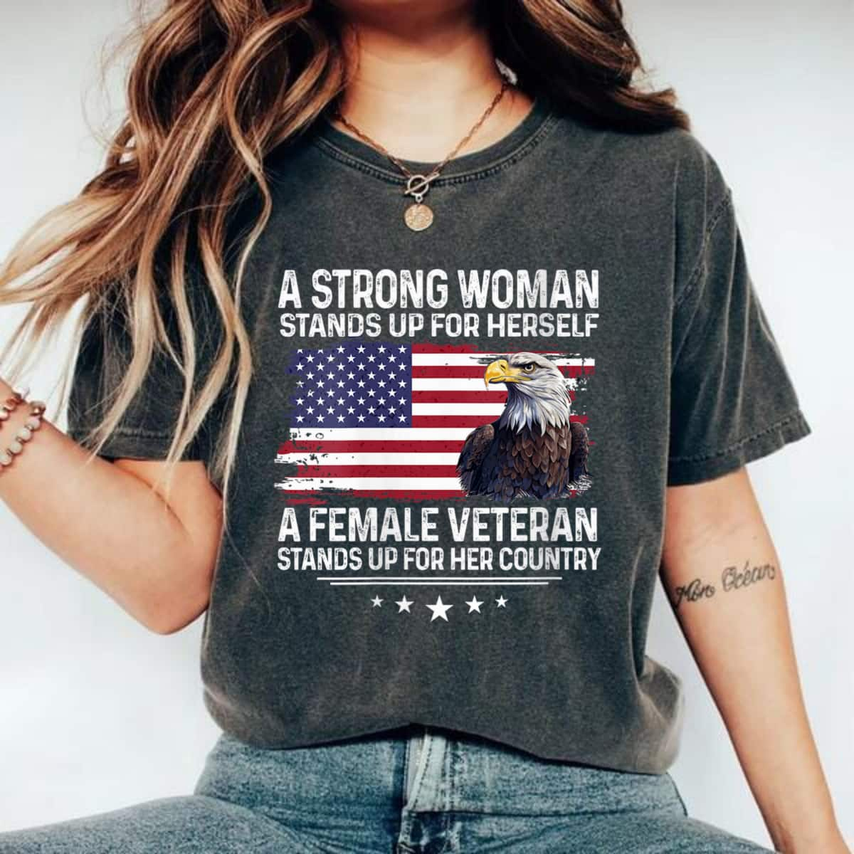 Eagle A Strong Woman Stands Up For Herself T-Shirt